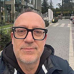 Álvaro R.